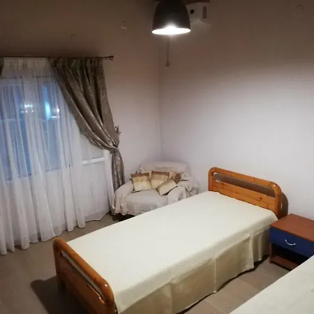 Iremia Rooms Guest house