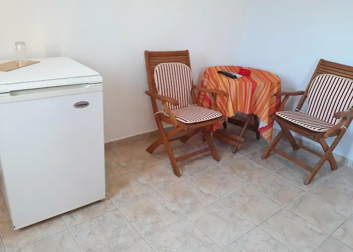 Casa de hóspedes Iremia 3*