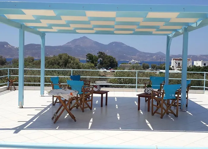 Iremia 3* Adamantas (Milos)